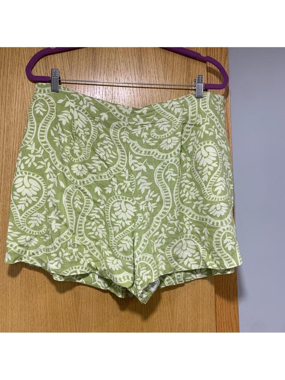 Industry Republic Green / White Magnified Paisley Linen Blend Shorts - Size XL